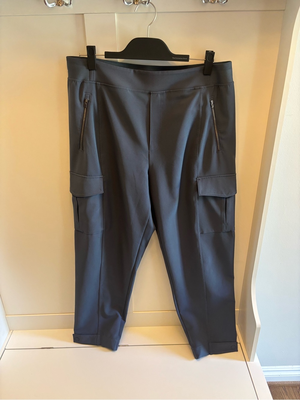 Athleta endless high rise cargo pants